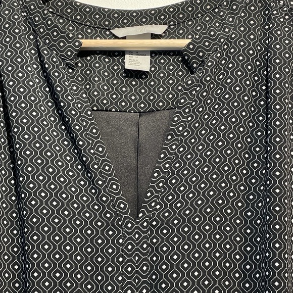 H&M - Size 14 Rayon dress in classic pattern and flattering cut. - Picture 2 of 7